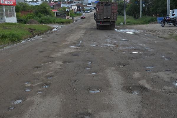 Estradas da região do sisal estão como tabuleiro de pirulitos