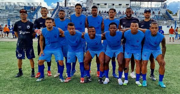 Seleção de Serrinha vence amistoso no Estádio Mariano Santana 