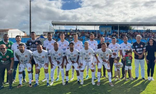 Seleção de Castro Alves estreia com triunfo na abertura do Campeonato Intermunicipal Ednaldo Rodrigues Gomes 20