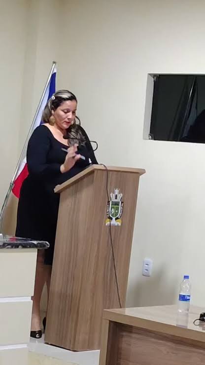 Vereadora Sandra Araújo reforça Agosto Lilás e políticas públicas de enfrentamento à violência contra a mulher 