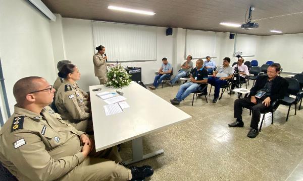 Primeira  coletiva de imprensa da Ten Cel Maria Aparecida destaca desafios e novas diretrizes do 16° Batalhão 