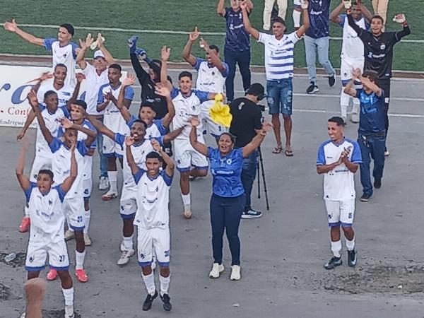 Seleção de Serrinha vence Alagoinhas e segue firme no intermunicipal de Futebol 
