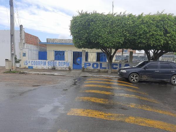 Homem é morto a tiros no centro da cidade de Barrocas 