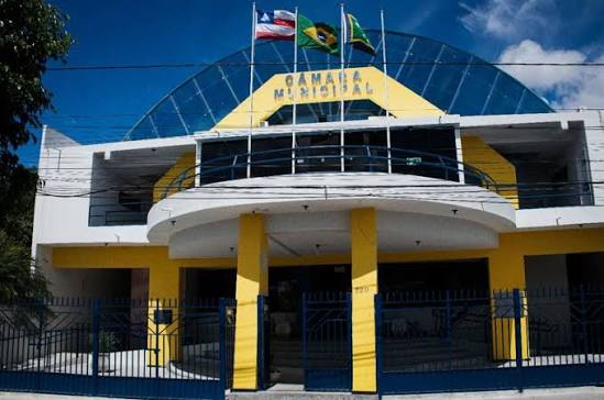 Vereadores Léo de Eridan e Bate de Venceslau reagem a posição tomada pela ex-prefeita Nenca e vão permanecer no