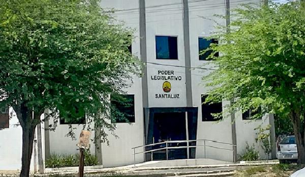 Câmara Municipal de Vereadores de Santaluz aprova projeto para beneficiar comerciantes informais e barraqueiros