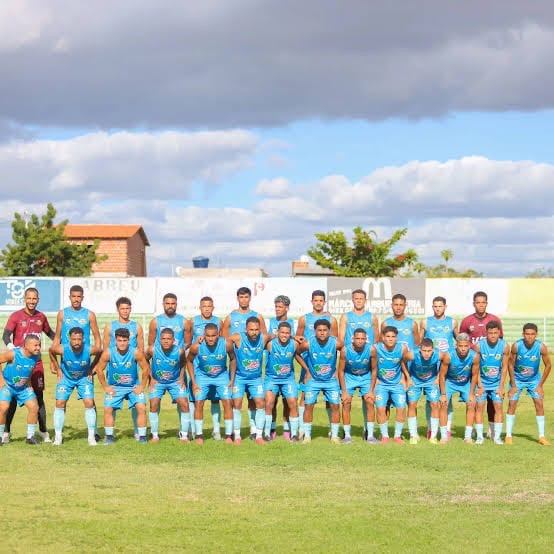 Gol de bicicleta nos acréscimos deixa a Seleção de Santaluz na liderança do Grupo 3 na primeira fase.