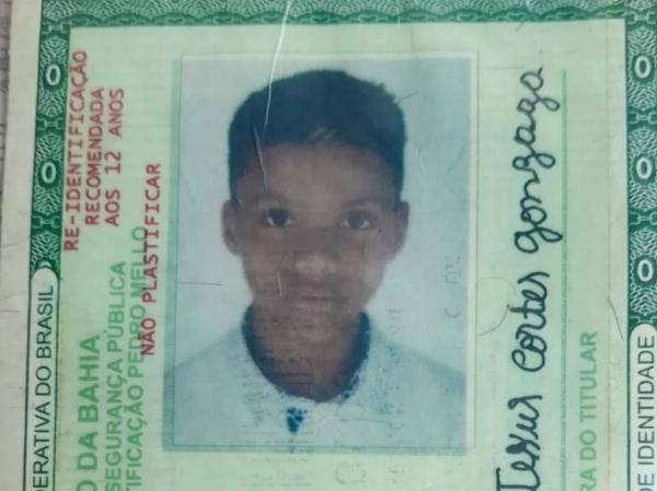 Jovem é morto a tiros por dupla de moto em Feira de Santana 